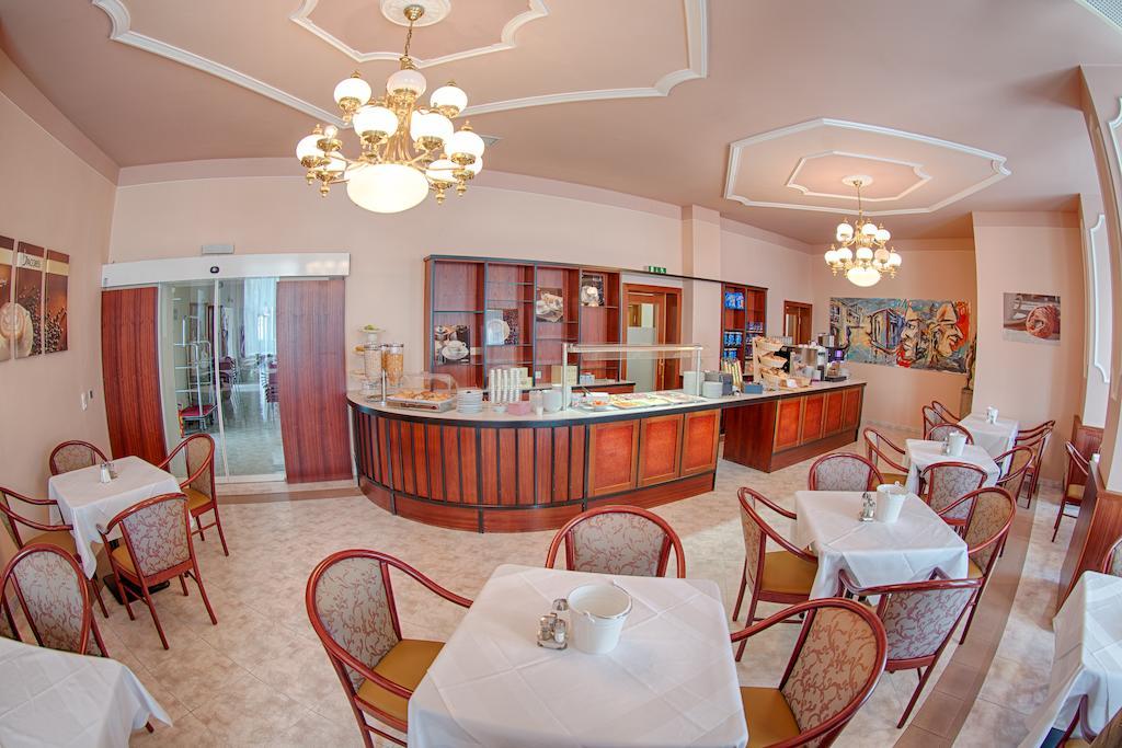 Fruehstueckshotel Waldbauer Bad Schallerbach Buitenkant foto