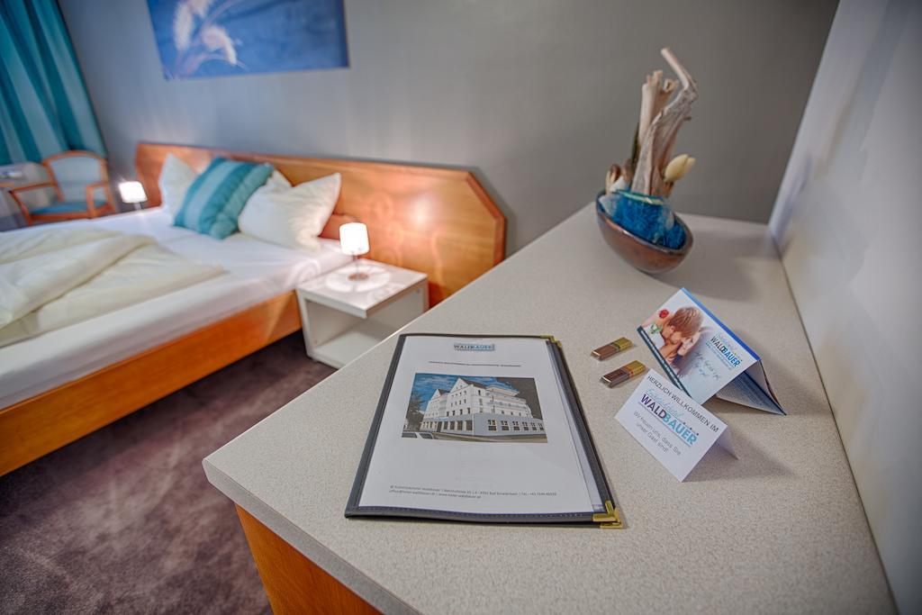 Fruehstueckshotel Waldbauer Bad Schallerbach Kamer foto